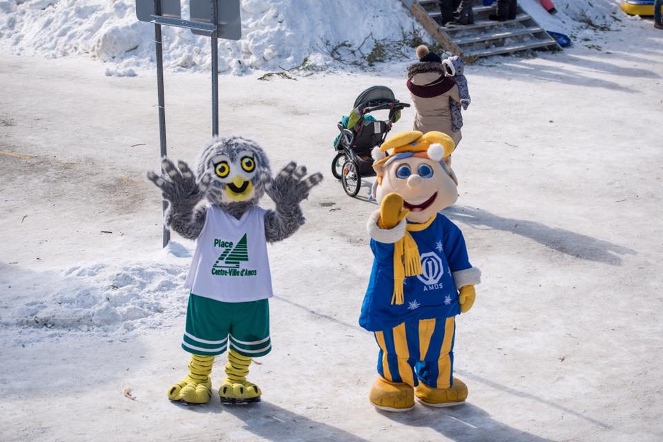 Mascottes au centre-ville